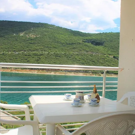 Apartment Apartman Tamara With Beautiful Sea View *